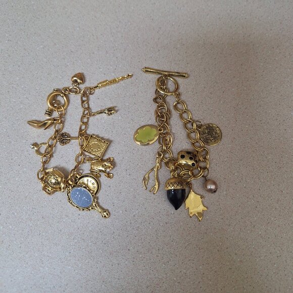 TWO CHARM GOLD BRACELETS. - Picture 2 of 2